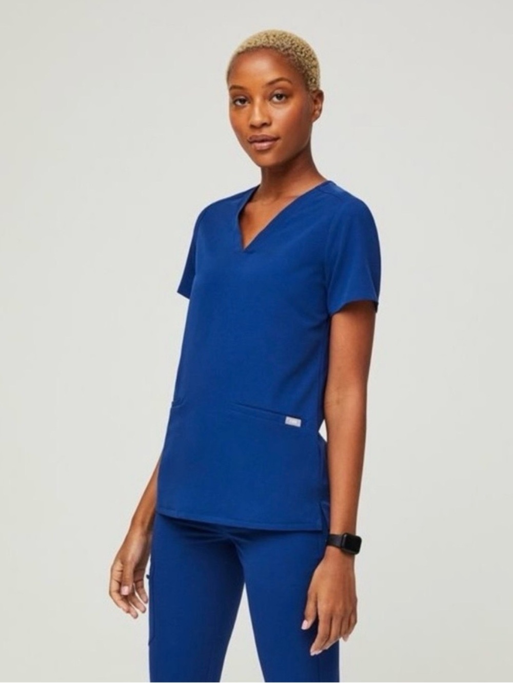 Figs Casma Three-Pocket Scrub Top | Size Medium